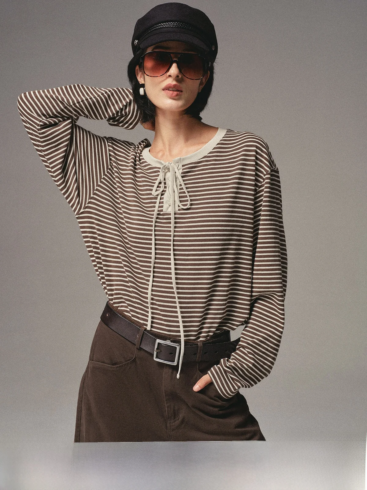 Легкая футболка с длинным рукавом и поясом, классическая, в тонкую полоску, простая, в стиле casual, из смеси хлопка и полиэстера, женская осенняя кофта
Легкая футболка с длинным рукавом и поясом, классическая, в тонкую полоску, простая, в стиле casual, из смеси хлопка и полиэстера, женская осенняя кофта