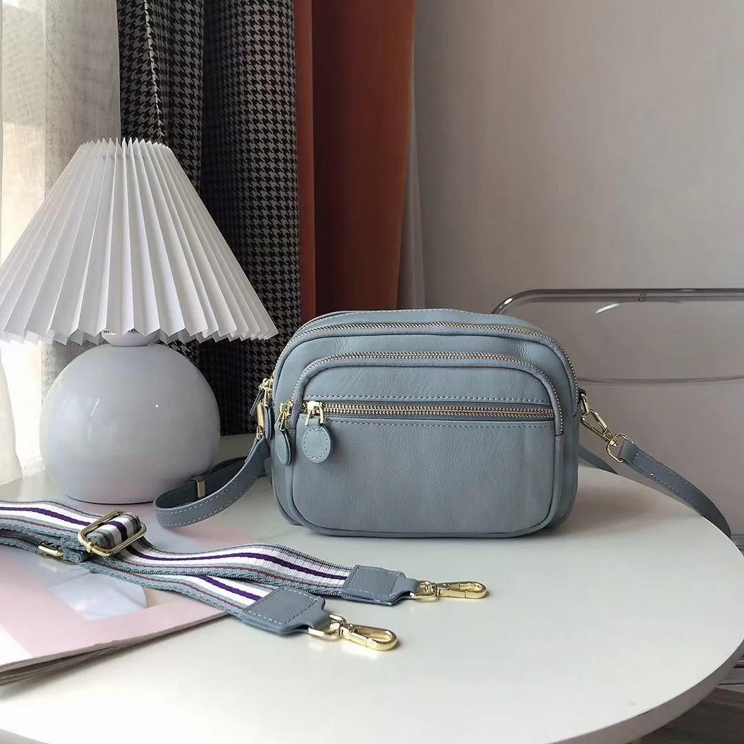 Korean Casual Design Women Shoulder Bag Top Layer Cowhide Leather Handbag More Pockets Large Capacity Female Crossbody
Korean Casual Design Women Shoulder Bag Top Layer Cowhide Leather Handbag More Pockets Large Capacity Female Crossbody