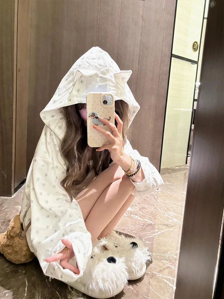 Cute Ear Hooded Open Cardigan Sweatirt Women Spring Autumn New Dog Paw Print Korean Sweet Spicy Lazy Sle Jaet
Cute Ear Hooded Open Cardigan Sweatirt Women Spring Autumn New Dog Paw Print Korean Sweet Spicy Lazy Sle Jaet