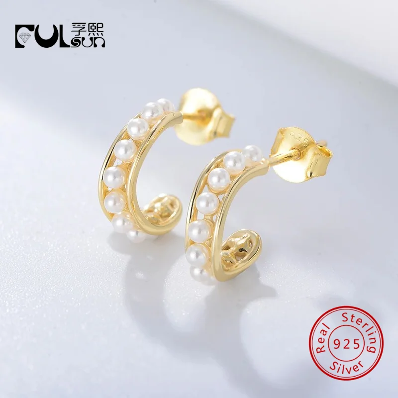 925 Sterling Silver 14K Gold Plated Mini Twisted C Hoop Imitation Pearl Earrings Dainty Small Huggie Cartilage Jewelry
925 Sterling Silver 14K Gold Plated Mini Twisted C Hoop Imitation Pearl Earrings Dainty Small Huggie Cartilage Jewelry