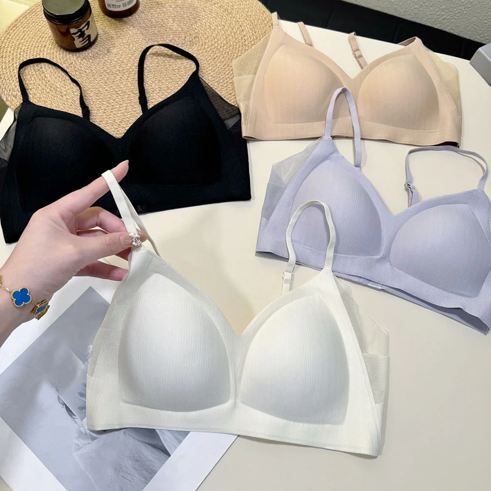 New Ladies Seamless Thin Mesh Bra No Steel Ring Gathered Breathable Anti Exposure V-Neck Summer Underwear Comfortable Innerwear
New Ladies Seamless Thin Mesh Bra No Steel Ring Gathered Breathable Anti Exposure V-Neck Summer Underwear Comfortable Innerwear