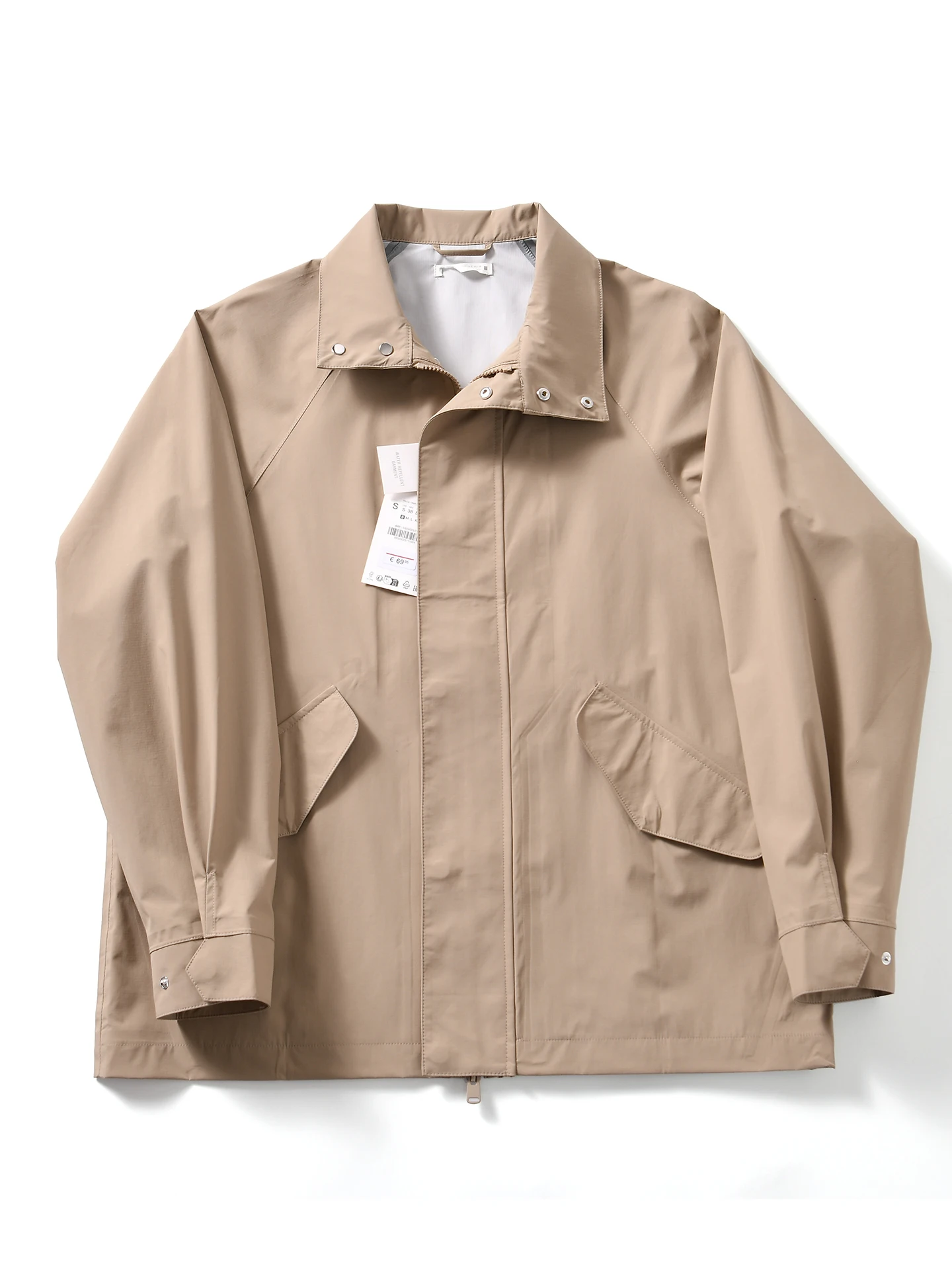 Spring Men's Loose Casual Lapel Windbreaker Jacket Fashionable Single-press Glue Process Tailored Goods Nylon Fabric Urban Style
Spring Men's Loose Casual Lapel Windbreaker Jacket Fashionable Single-press Glue Process Tailored Goods Nylon Fabric Urban Style