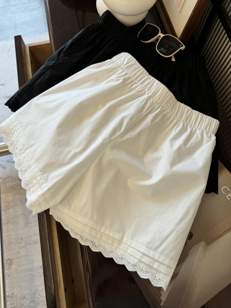 Fashion Lace Solid Color Shorts Women Spring Summer 2026 Loose Fit Versatile A-line Casual Wide Leg Pants Women Short Pants
Fashion Lace Solid Color Shorts Women Spring Summer 2026 Loose Fit Versatile A-line Casual Wide Leg Pants Women Short Pants