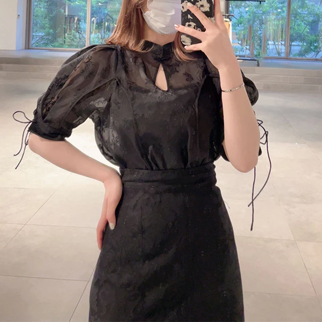 Retro Embroidered Shirt with Belt Chinese Style Button Design Spring Summer New Arrival Women's Short Sleeve round Neck Top
Retro Embroidered Shirt with Belt Chinese Style Button Design Spring Summer New Arrival Women's Short Sleeve round Neck Top