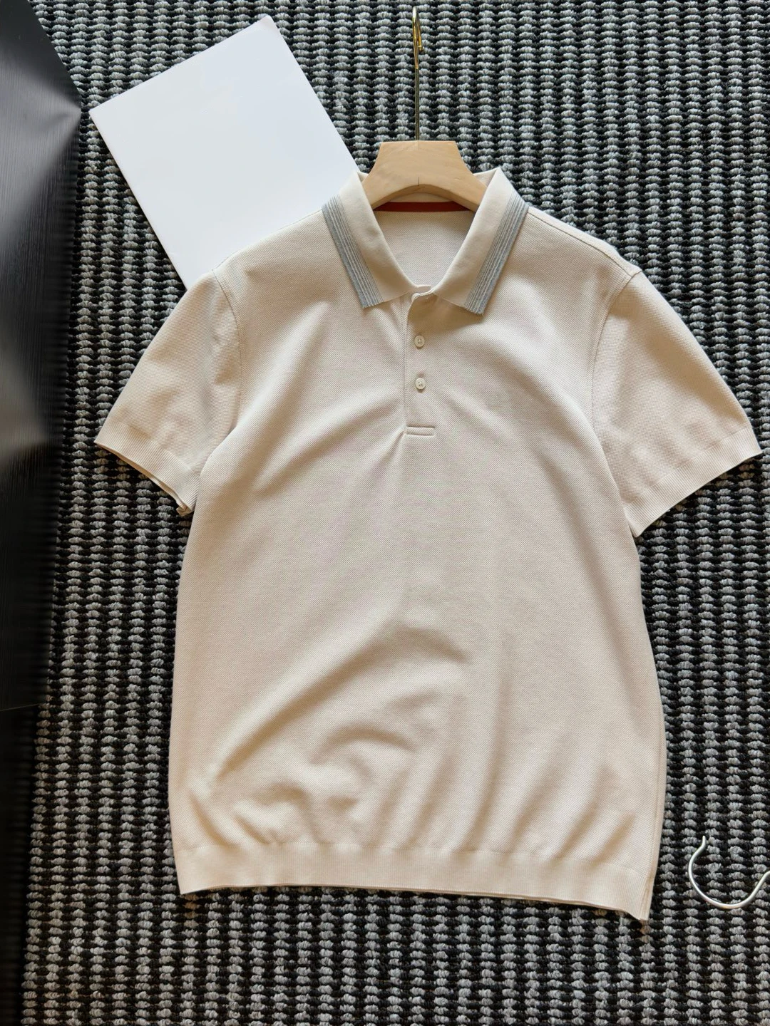 Ligentleman Summer Casual Cotton Pique Shirt Men's Short Sleeve Turn-down Collar Breathable Fashion Urban Wear
Ligentleman Summer Casual Cotton Pique Shirt Men's Short Sleeve Turn-down Collar Breathable Fashion Urban Wear