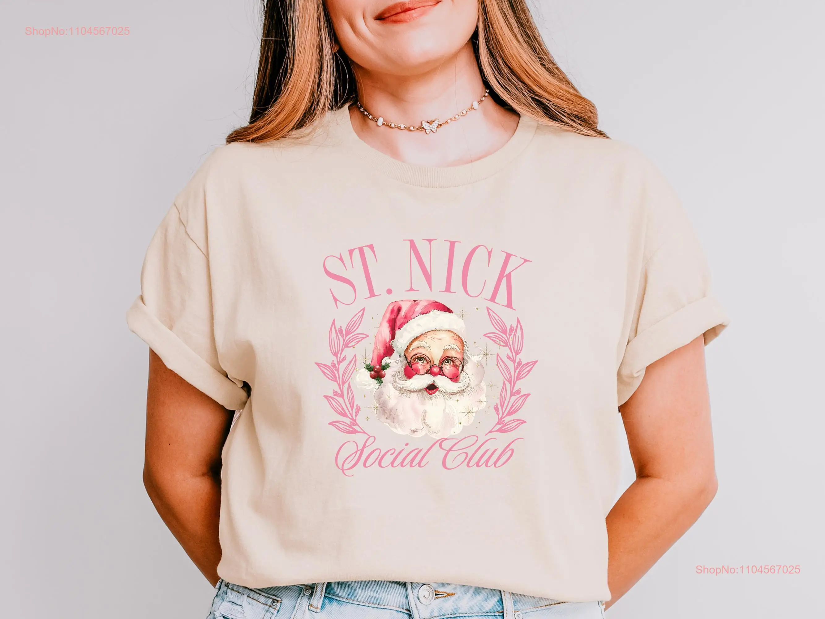 Comfort Colors Retro Pink Santa T Shirt St Nick Social Club Vintage Design Christmas Lover long or short sleeves
Comfort Colors Retro Pink Santa T Shirt St Nick Social Club Vintage Design Christmas Lover long or short sleeves