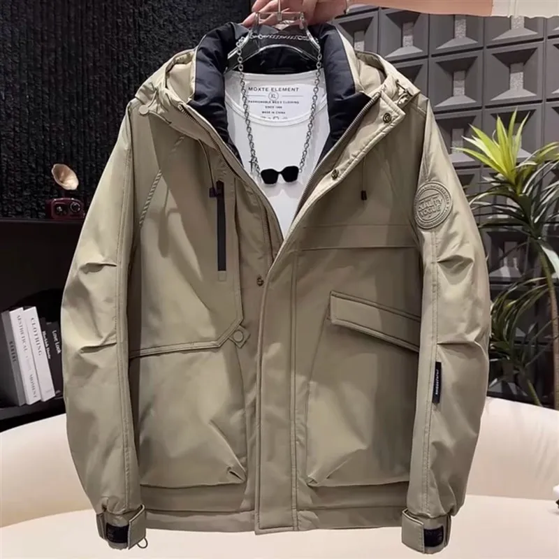 Мужская утепленная свободная куртка с капюшоном, теплая, модная, повседневная верхняя одежда из полиэфирного волокна с наполнителем из пуха, для молодежи, для путешествий
Мужская утепленная свободная куртка с капюшоном, теплая, модная, повседневная верхняя одежда из полиэфирного волокна с наполнителем из пуха, для молодежи, для путешествий