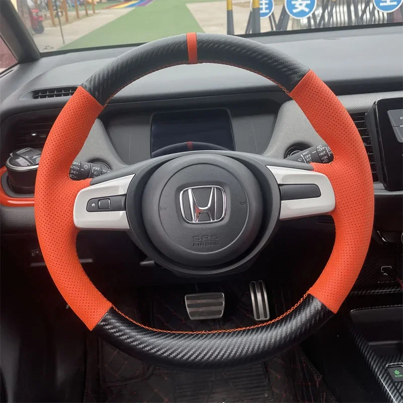 Подходит для Honda 4-го поколения, подходит для LIFE JAZZ 2021, автозапчасти, прошитый вручную чехол из углеродного волокна из натуральной кожи, чехол на руль автомобиля
Подходит для Honda 4-го поколения, подходит для LIFE JAZZ 2021, автозапчасти, прошитый вручную чехол из углеродного волокна из натуральной кожи, чехол на руль автомобиля
