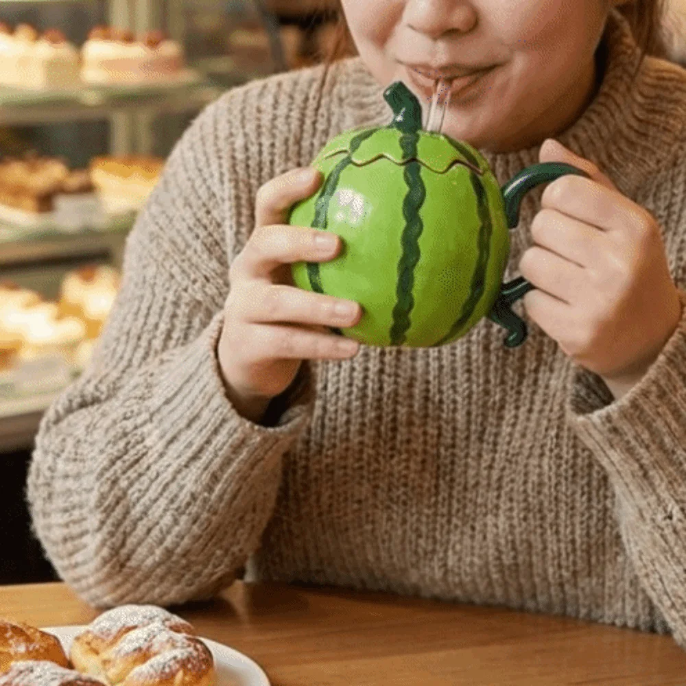 Cute Heat Resistant Ceramic Watermelon Cup 500ml Capacity Leak-proof Cold Drink Cup with Lid Creative Coffee Mugs Cold Drinks
Cute Heat Resistant Ceramic Watermelon Cup 500ml Capacity Leak-proof Cold Drink Cup with Lid Creative Coffee Mugs Cold Drinks
