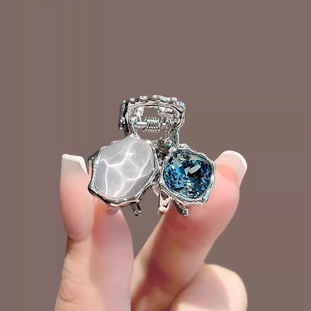 New Rhinestone Mini Hair Claws Side Bangs Hair Clips Elegant Hairpins Women Girls Hair Accessories
New Rhinestone Mini Hair Claws Side Bangs Hair Clips Elegant Hairpins Women Girls Hair Accessories