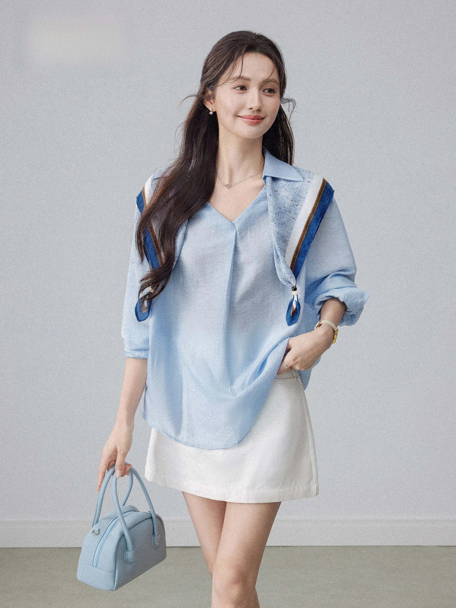 Elegant Neck Silk Scarf Shirt Women's Summer Loose Fit Slimming Top Korean Style Long Sleeve V-neck Sun Protection
Elegant Neck Silk Scarf Shirt Women's Summer Loose Fit Slimming Top Korean Style Long Sleeve V-neck Sun Protection