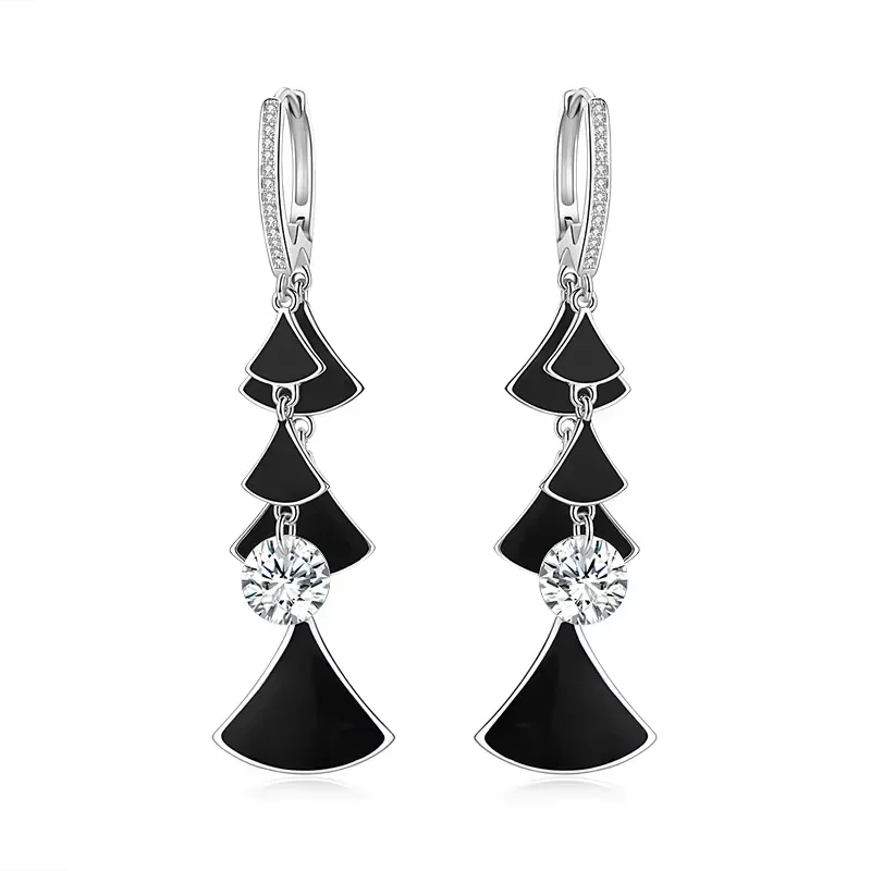 925 Sterling Silver Earrings Inlaid With White Crystal Zircon Girls Fashion Jewelry
925 Sterling Silver Earrings Inlaid With White Crystal Zircon Girls Fashion Jewelry