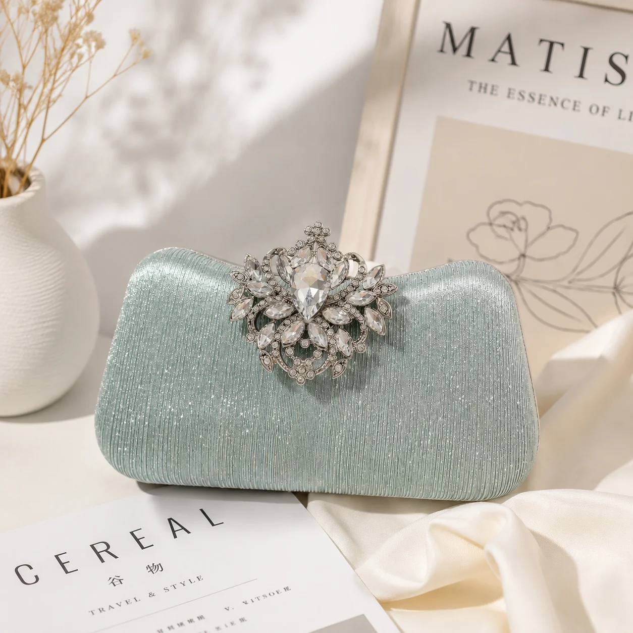 Luxury Mint Green Crystal Rhinestone Evening Clutch Bag for Women Elegant Wedding Bridal Party Prom Handbag Purse
Luxury Mint Green Crystal Rhinestone Evening Clutch Bag for Women Elegant Wedding Bridal Party Prom Handbag Purse