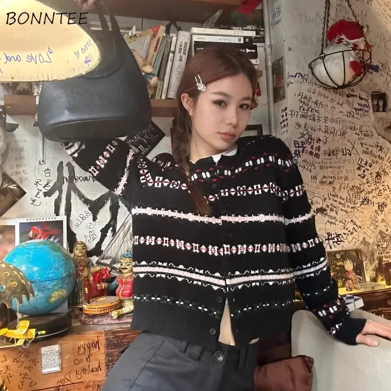 Cardigan Women O-neck Design Unique Knitted Panelled Trendy Spicy Girls Korean Fashion Daily All-match Coats Autumn Young Chic
Cardigan Women O-neck Design Unique Knitted Panelled Trendy Spicy Girls Korean Fashion Daily All-match Coats Autumn Young Chic