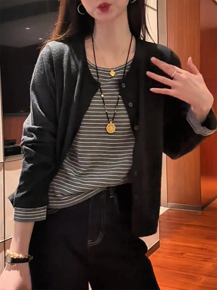 Korean Sle Lazy Striped Knitted Cardigan Women's Autumn Winter New Large Size Ele Versatile Top Warmth Emitting Long Sl...
Korean Sle Lazy Striped Knitted Cardigan Women's Autumn Winter New Large Size Ele Versatile Top Warmth Emitting Long Sl...