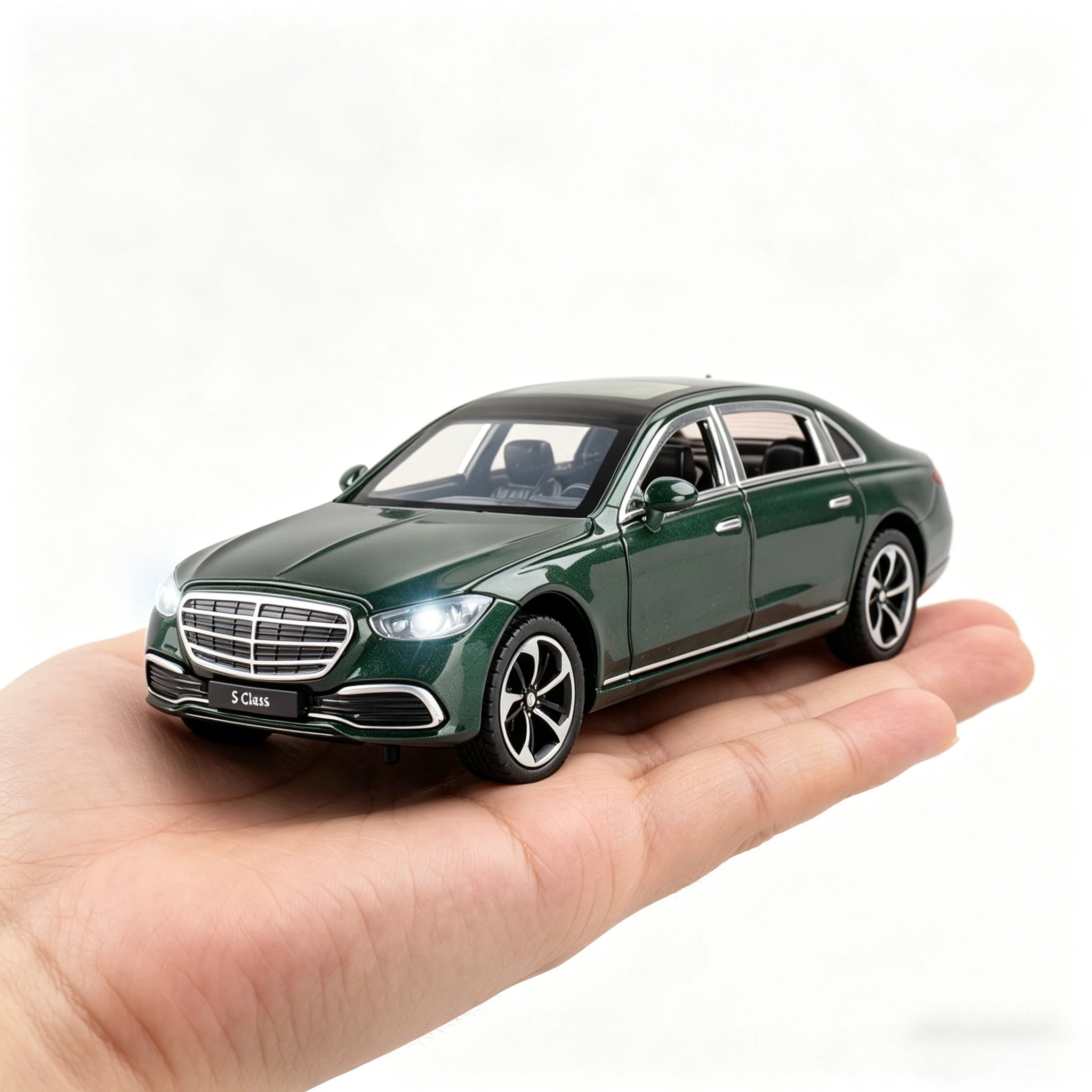 1:24 S400L Alloy Luxy Car Model Diecast Metal Toy Vehicle Car Model Simulation Sound and Light Collection Childrens Gifts
1:24 S400L Alloy Luxy Car Model Diecast Metal Toy Vehicle Car Model Simulation Sound and Light Collection Childrens Gifts