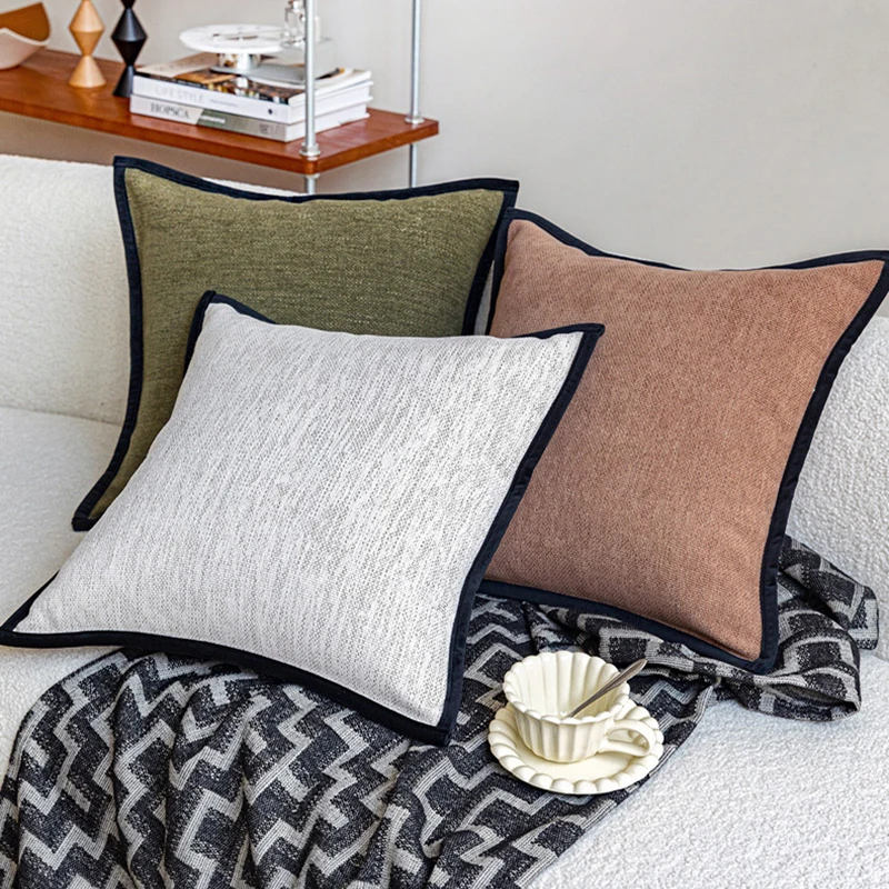 Modern Light Luxury Cushion Cover Retro Solid Color Chenille Jacquard Pillow Case Living Room Sofa Pillow Covers Decorative
Modern Light Luxury Cushion Cover Retro Solid Color Chenille Jacquard Pillow Case Living Room Sofa Pillow Covers Decorative