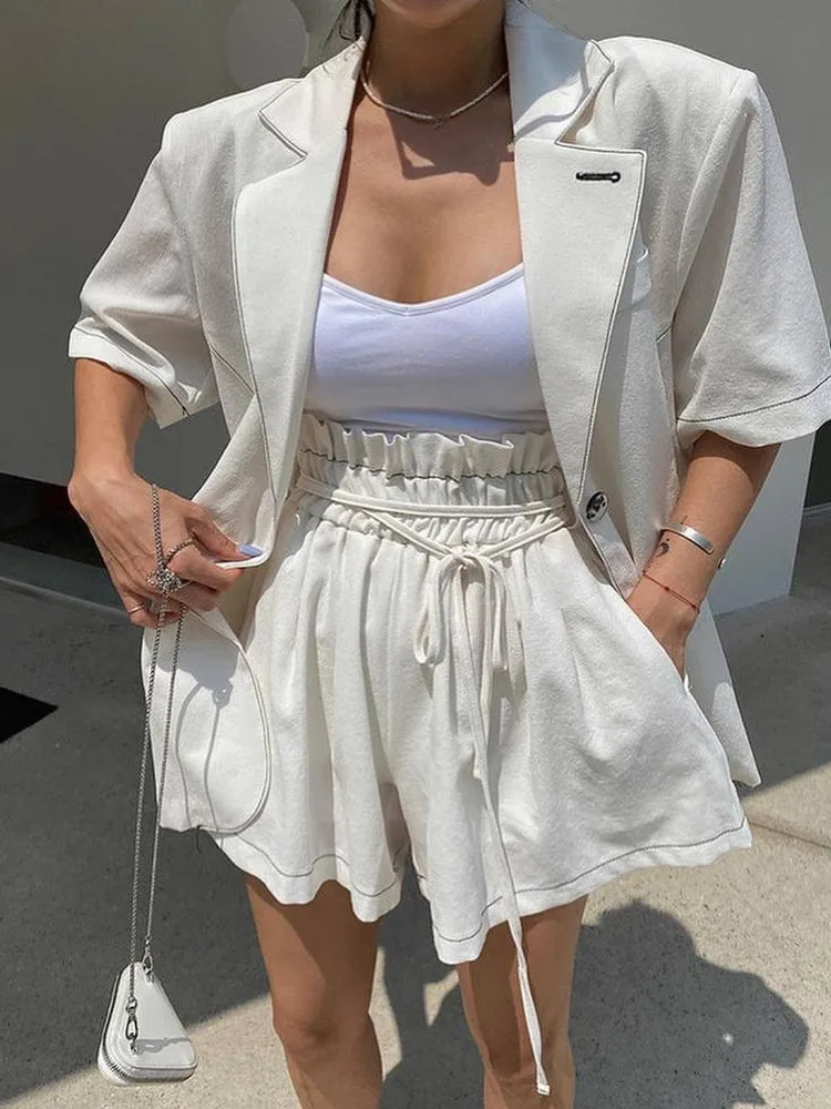 Women's Loose Fit Suit Jacket with Tag Wide Leg Short Pants Set Elastic Waist Lazy Style Spring Summer Fashion Outfit
Women's Loose Fit Suit Jacket with Tag Wide Leg Short Pants Set Elastic Waist Lazy Style Spring Summer Fashion Outfit