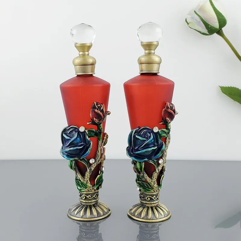 20pcs 30ml Retro Painted Red Rose Decor Perfume Bottle Dubai Fragrance Dispensing Bottle Metal Glass Essential Oil Empty Bottle
20pcs 30ml Retro Painted Red Rose Decor Perfume Bottle Dubai Fragrance Dispensing Bottle Metal Glass Essential Oil Empty Bottle
