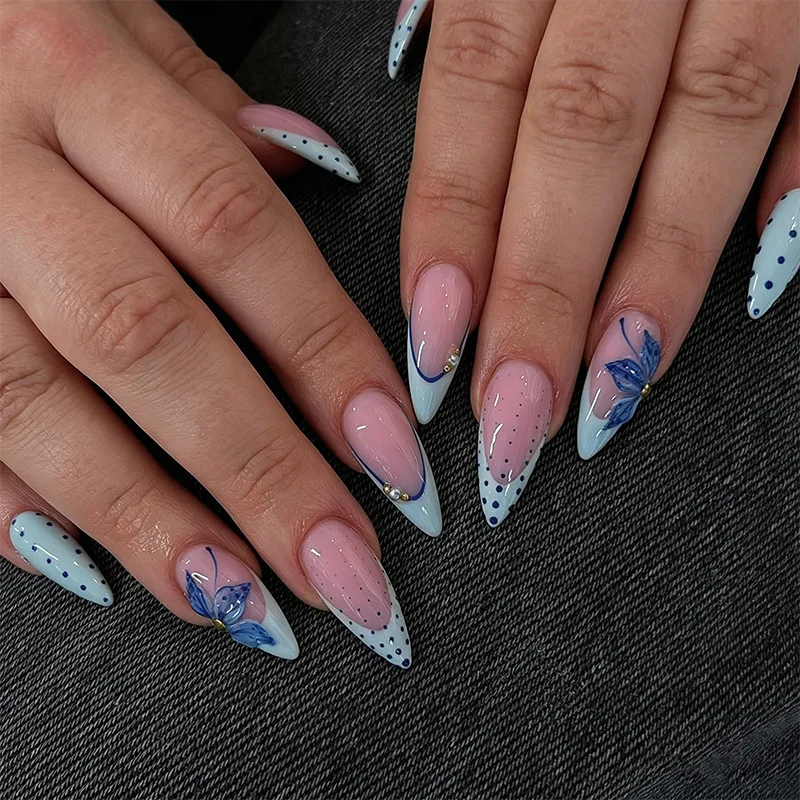 Europe and the United States popular wearing nail nail piece blue polka dot blush nail 3d three-dimensional French flower wearing nail piece
Europe and the United States popular wearing nail nail piece blue polka dot blush nail 3d three-dimensional French flower wearing nail piece