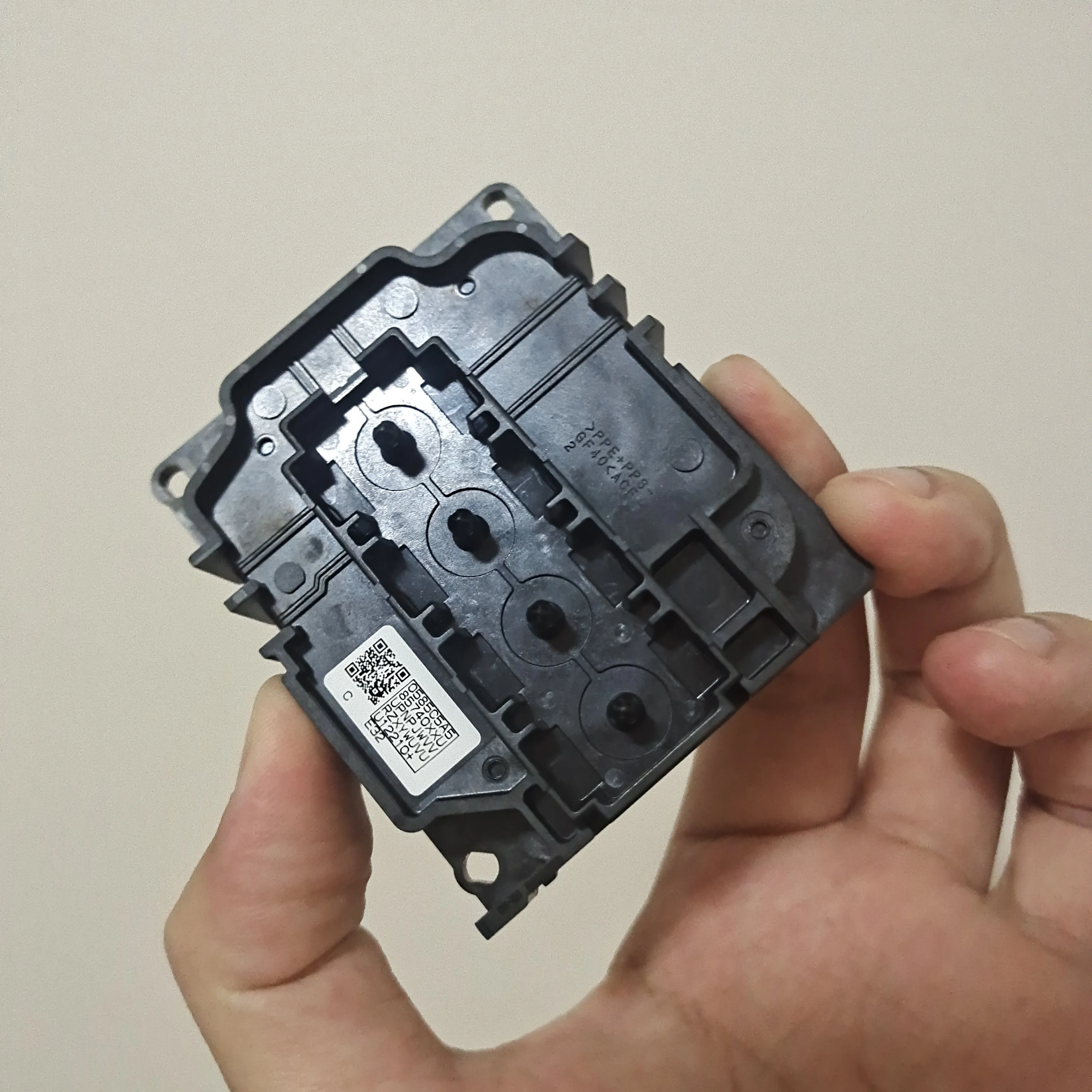 100% оригинальная печатающая головка I3200, разблокированная печатающая головка 4720, принтер серии ECO-Slovent/UV/ Xuli/Xeda, технические характеристики/головка U1
100% оригинальная печатающая головка I3200, разблокированная печатающая головка 4720, принтер серии ECO-Slovent/UV/ Xuli/Xeda, технические характеристики/головка U1