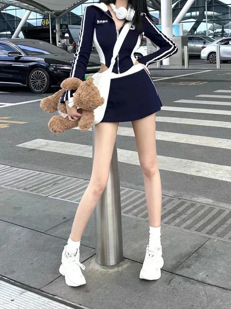 American Style Hot Girl Casual Set Women Spring Autumn Color Block High Collar Zipper Slim Fit Short Skirt Two Piece Set
American Style Hot Girl Casual Set Women Spring Autumn Color Block High Collar Zipper Slim Fit Short Skirt Two Piece Set