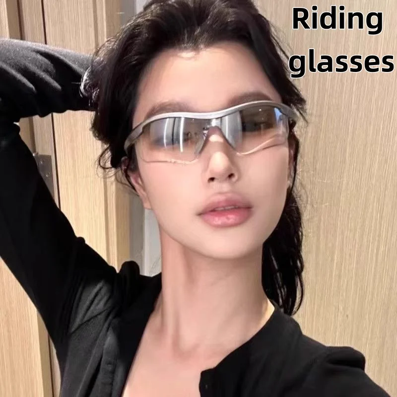 New Sports Sunglasses Women Outdoor Cycling Goggles Men Fashion One Piece Windproof Sunglass Male Semi Rimless Sun Glasse
New Sports Sunglasses Women Outdoor Cycling Goggles Men Fashion One Piece Windproof Sunglass Male Semi Rimless Sun Glasse