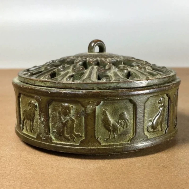 Antique alloy copper hollow out relief twelve zodiac animals incense burner home tea room desktop Zen decoration
Antique alloy copper hollow out relief twelve zodiac animals incense burner home tea room desktop Zen decoration