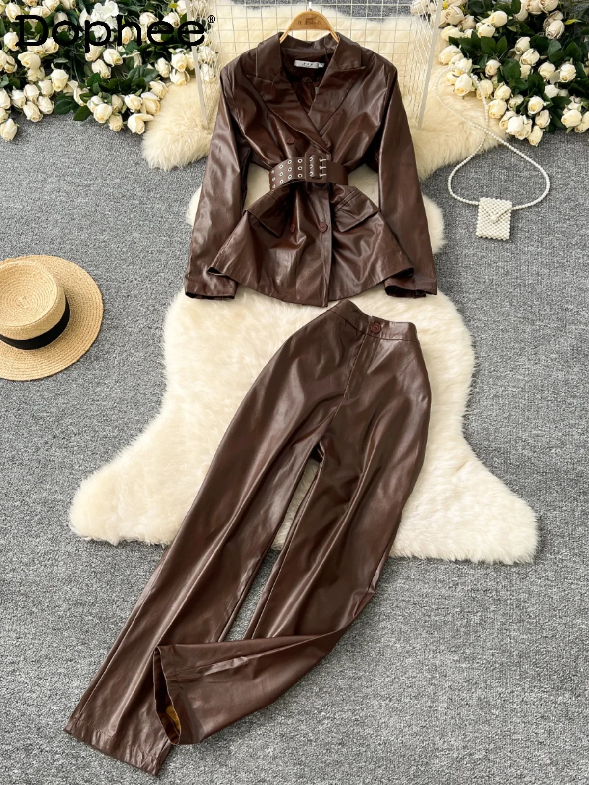 Luxury Retro Leather Suit Women's Winter Suit Collar Leather Jacket + High Waist Slim Trousers 2 Piece Sets Womens Outfits
Luxury Retro Leather Suit Women's Winter Suit Collar Leather Jacket + High Waist Slim Trousers 2 Piece Sets Womens Outfits