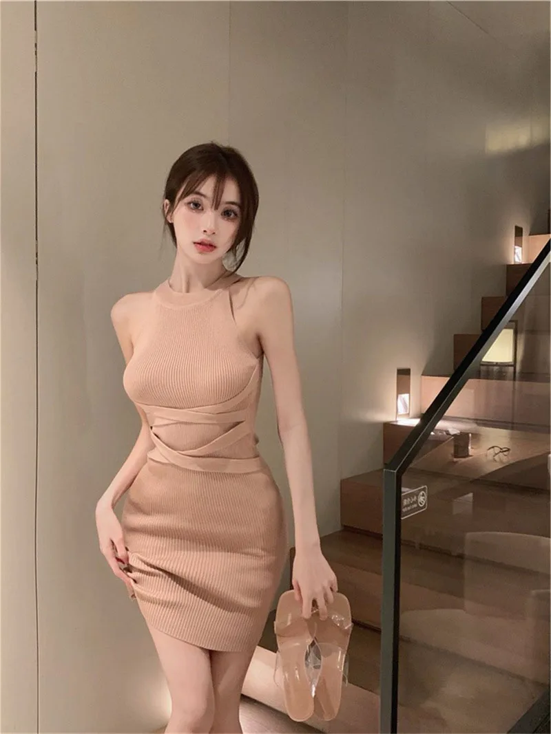 2024 new woman Women's Clothing European American summer clothing new women's sexy cross tie slim fit hip hugging dress Dresses
2024 new woman Women's Clothing European American summer clothing new women's sexy cross tie slim fit hip hugging dress Dresses