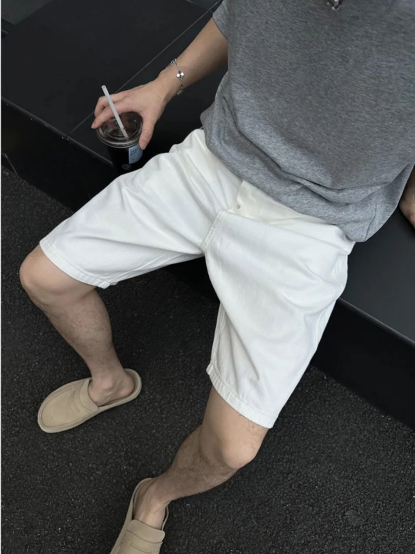 American High Street Style Men's White Washed Jeans Shorts Summer New Trend Simple Loose Straight Five-Point Pants
American High Street Style Men's White Washed Jeans Shorts Summer New Trend Simple Loose Straight Five-Point Pants