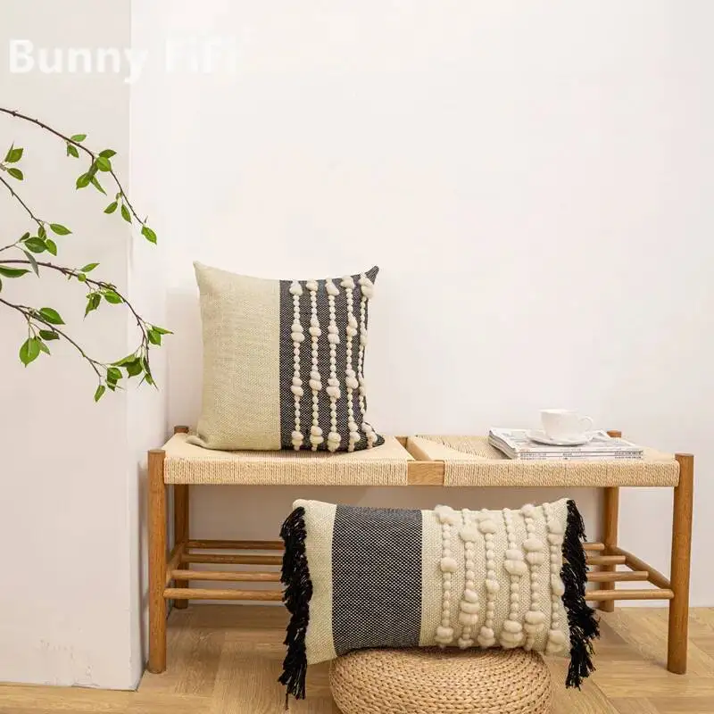 Handwoven Tufted Bohemian Cushion Covers Decorative Boho-Chic Premium Throw Pillow Cover For Sofa Bed Living Room Home Decor
Handwoven Tufted Bohemian Cushion Covers Decorative Boho-Chic Premium Throw Pillow Cover For Sofa Bed Living Room Home Decor