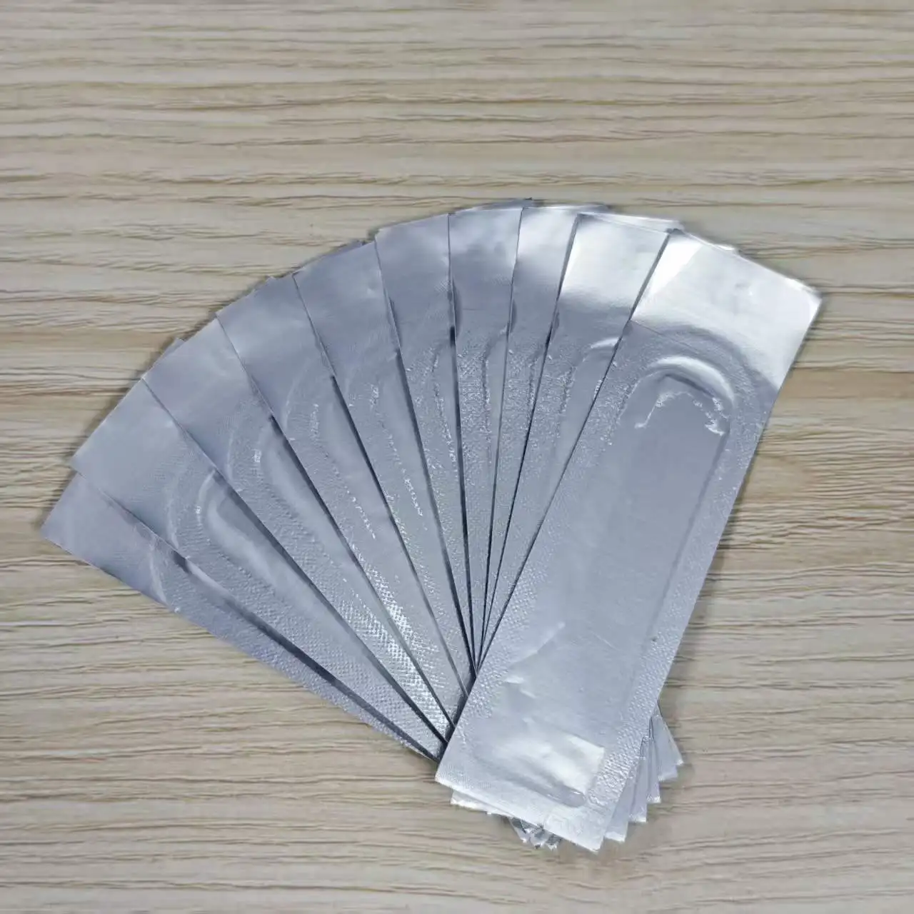 NO.60 blade, made of stainless steel, individually packaged, suitable for a variety of cutter heads
NO.60 blade, made of stainless steel, individually packaged, suitable for a variety of cutter heads