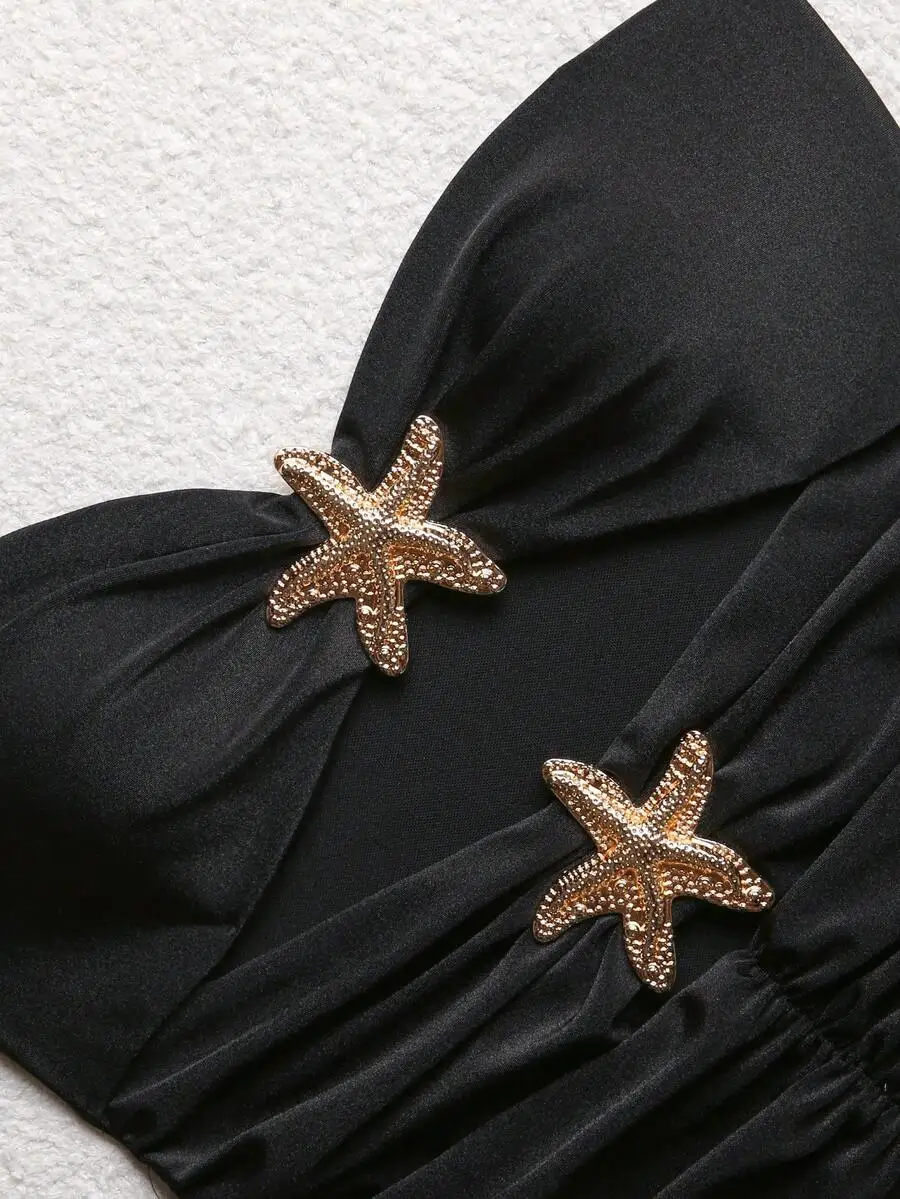 Womens Black Tube One-Piece Swimsuit With Starfish Metal Decor High Waisted Beach Swimwear
Womens Black Tube One-Piece Swimsuit With Starfish Metal Decor High Waisted Beach Swimwear