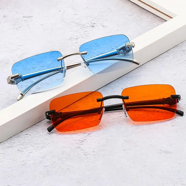 Rimless Leopard Head Decorated Sunglasses Gradient UV Protection Transparent Lens Shades Rectangular Sun Glasses for Women
Rimless Leopard Head Decorated Sunglasses Gradient UV Protection Transparent Lens Shades Rectangular Sun Glasses for Women