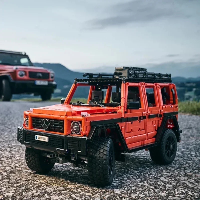 Stock 42177 Technical G 500 PROFESSIONAL Line Off Road SUV Car Model Building Blocks City Bricks Toys for Kid Birthday Gifts
Stock 42177 Technical G 500 PROFESSIONAL Line Off Road SUV Car Model Building Blocks City Bricks Toys for Kid Birthday Gifts