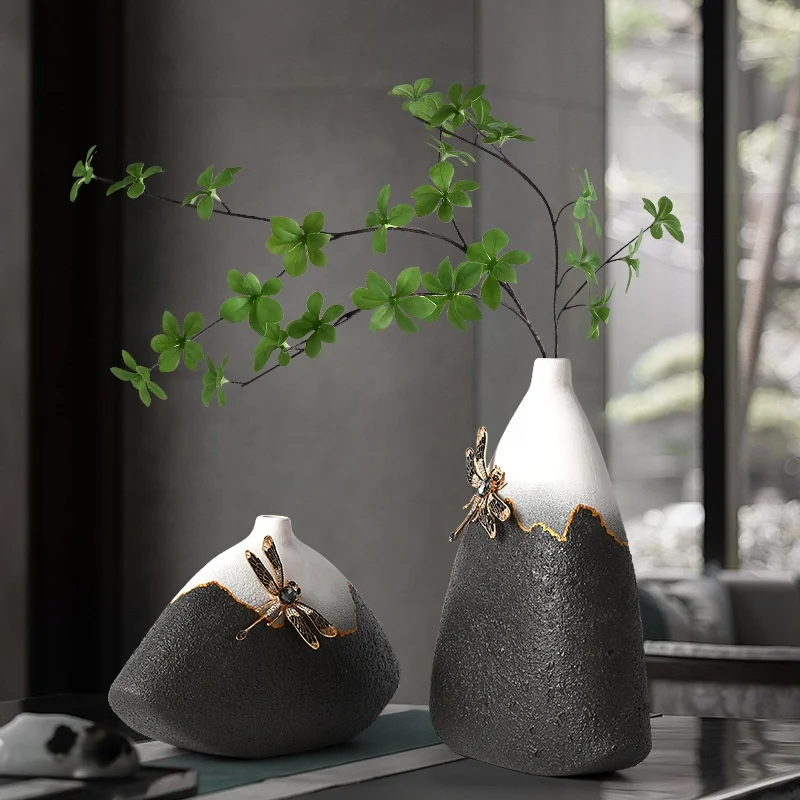 &c New Arrival Wabi Sabi Style Decorative Enamel Vases White Black Ceramic Flower Vase for Modern Home Decor Ornament
&c New Arrival Wabi Sabi Style Decorative Enamel Vases White Black Ceramic Flower Vase for Modern Home Decor Ornament