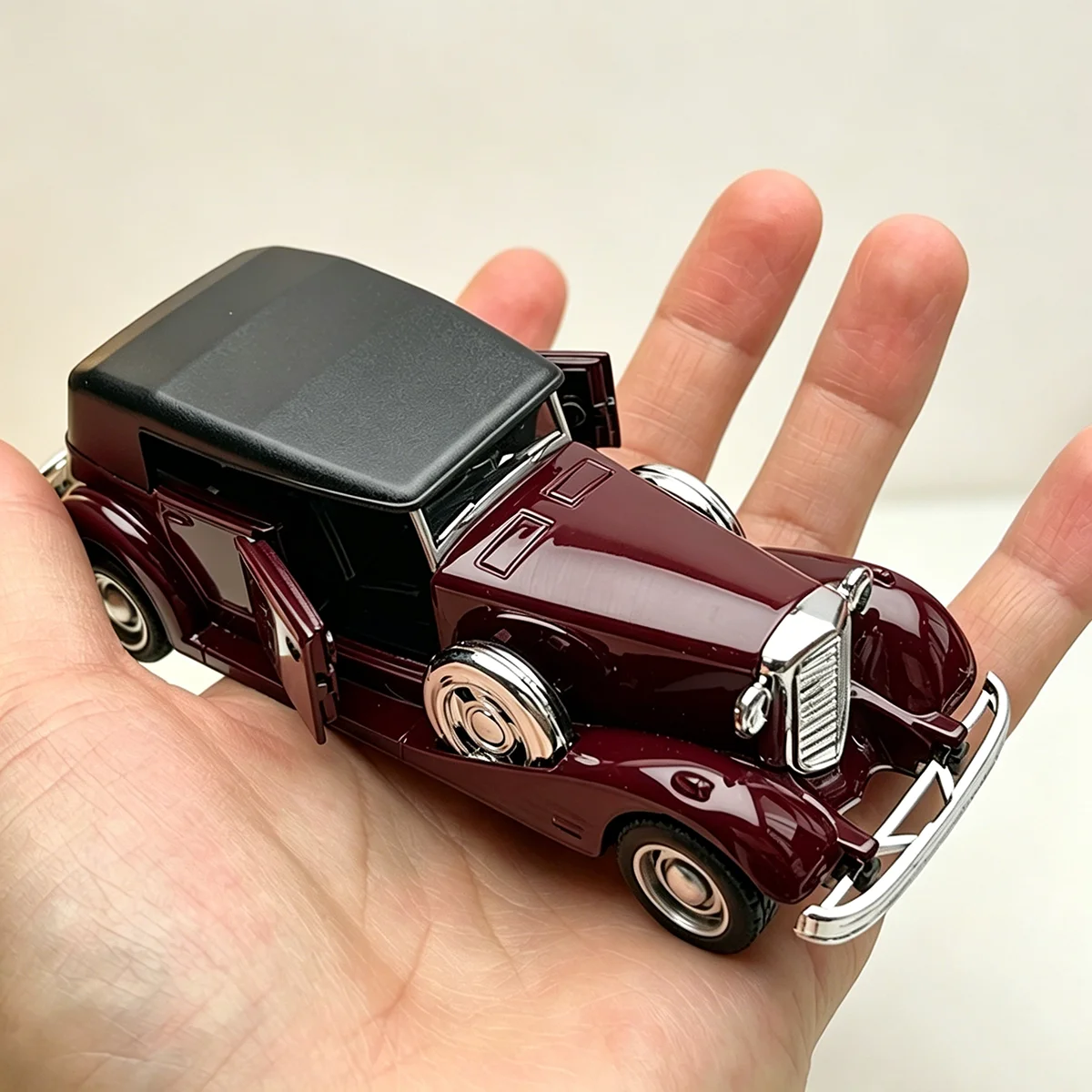 1:36 Alloy Duesenbeg SJ Die cast Vintage Car Model Classic Pull Back Car Miniature Vehicle Replica For Collection & Gift Display
1:36 Alloy Duesenbeg SJ Die cast Vintage Car Model Classic Pull Back Car Miniature Vehicle Replica For Collection & Gift Display