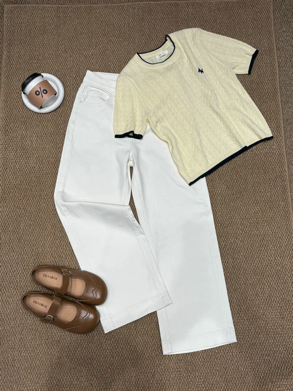 Commute Style White Straight Leg Jeans Women's Spring 2026 Fashion Casual Trousers Natural Waist Button Closure Other Material
Commute Style White Straight Leg Jeans Women's Spring 2026 Fashion Casual Trousers Natural Waist Button Closure Other Material