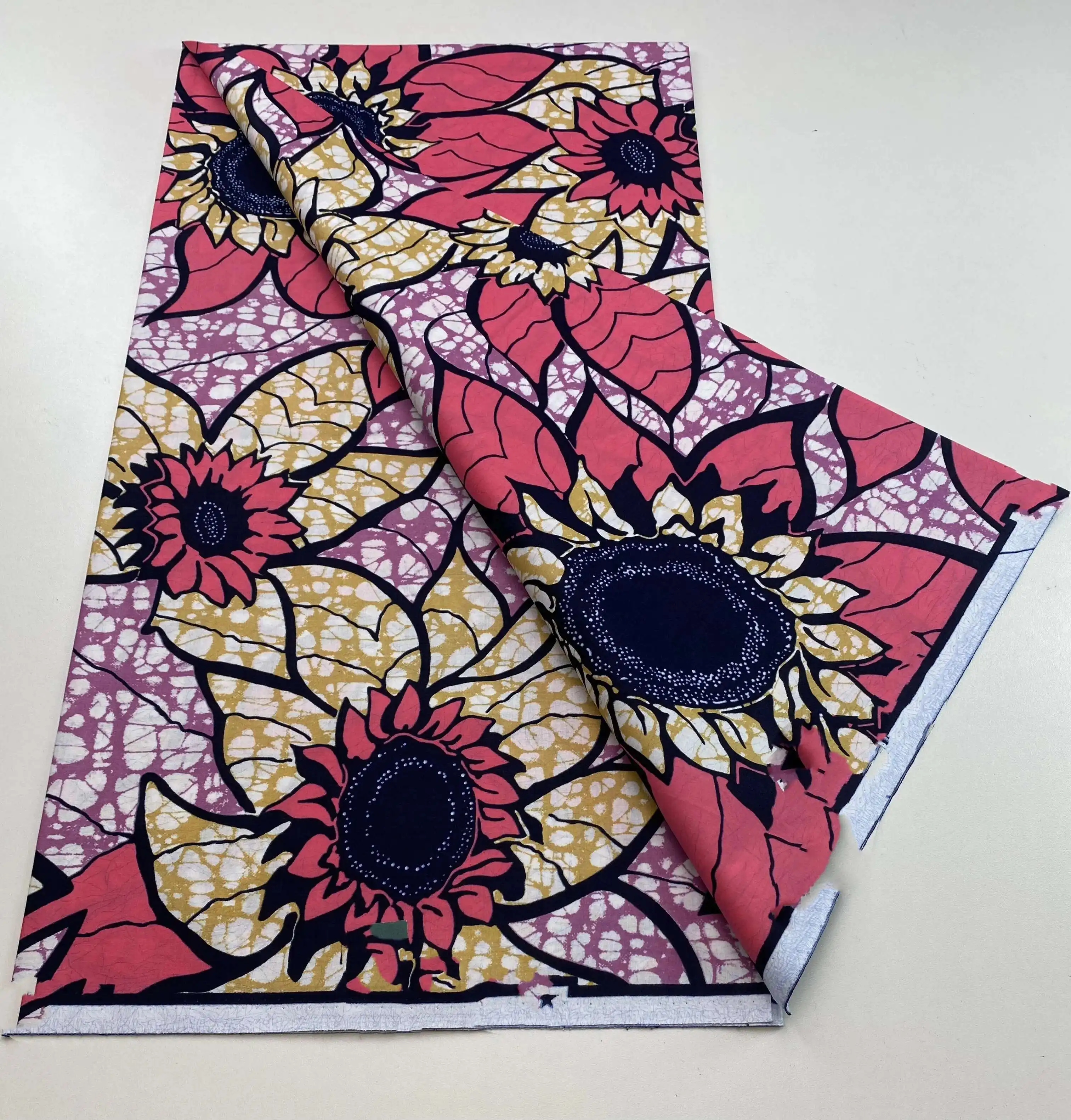 Veritable Wax Pagne African Super Real Holland Wax VL Original 2025 6 Yards 100% Cotton Batik Lace Dress Dutch Loincloth
Veritable Wax Pagne African Super Real Holland Wax VL Original 2025 6 Yards 100% Cotton Batik Lace Dress Dutch Loincloth