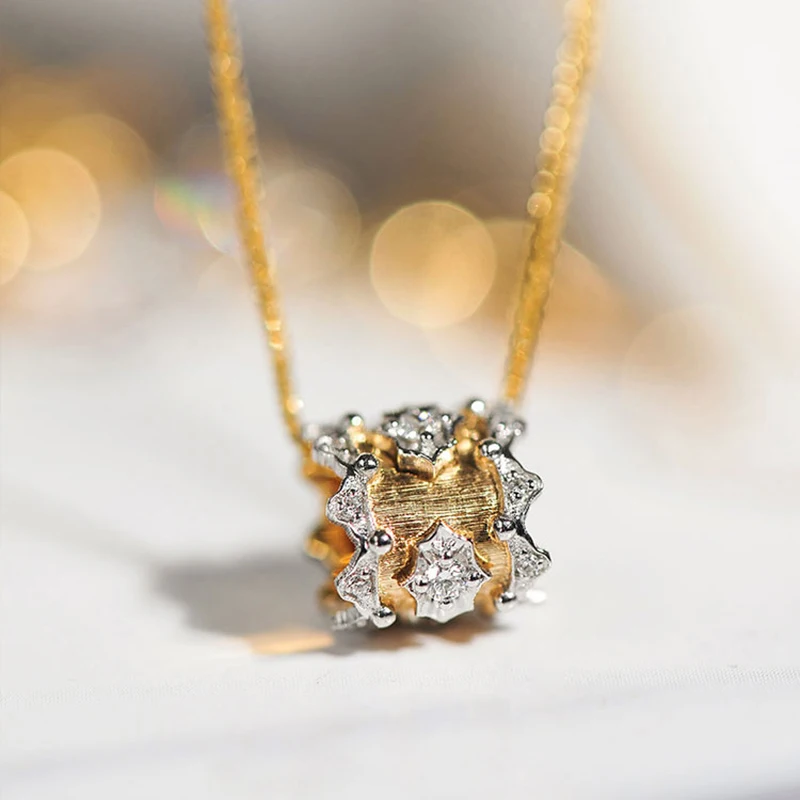 Foydjew Italian Vintage Jewelry Design Golden Geometric Pendant Necklaces Lady Retro Elegant Carved Flowers Necklace For Women
Foydjew Italian Vintage Jewelry Design Golden Geometric Pendant Necklaces Lady Retro Elegant Carved Flowers Necklace For Women
