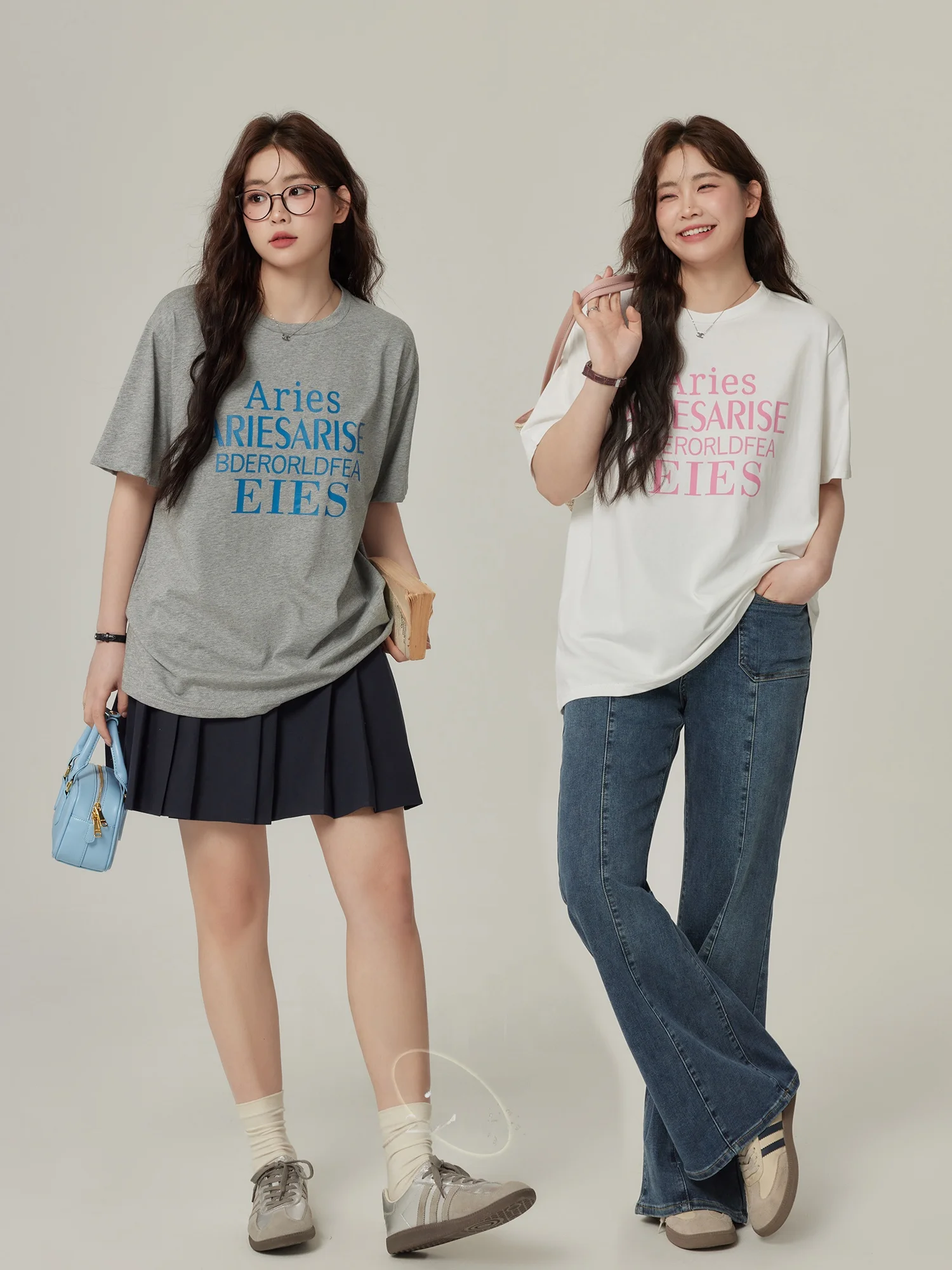 Loose Korean Style Women's T-shirt Short Sleeve Letter Print plus Size Summer Casual Cotton Top Slimming Effect for plus Size...
Loose Korean Style Women's T-shirt Short Sleeve Letter Print plus Size Summer Casual Cotton Top Slimming Effect for plus Size...