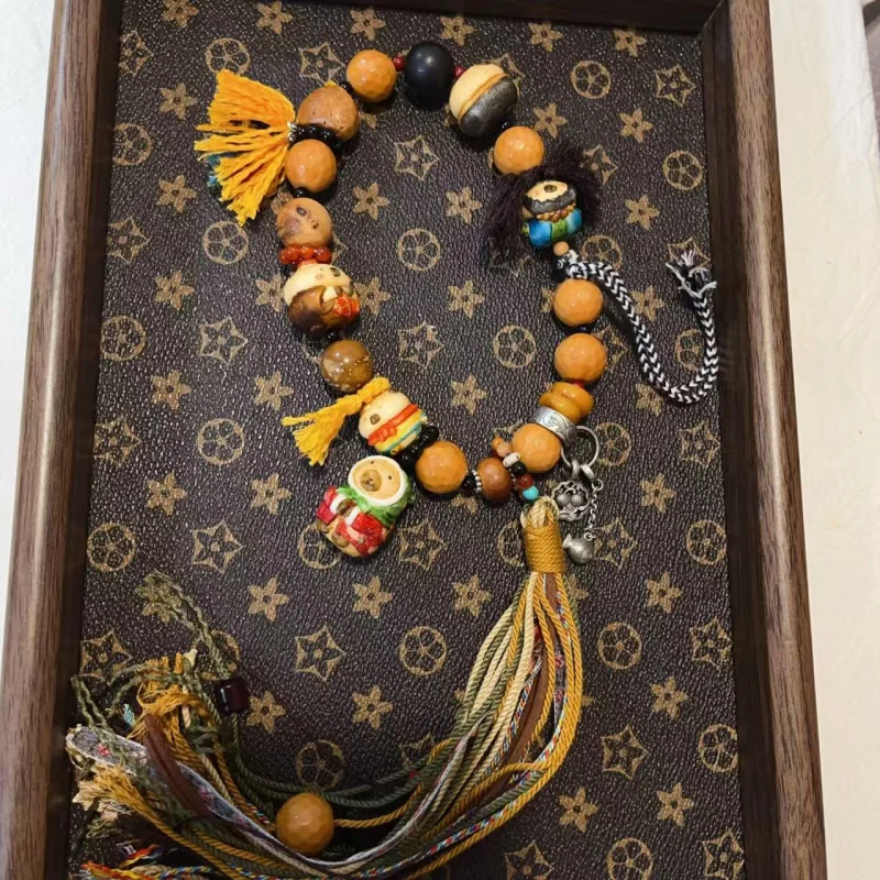 Monkey Duobao Handheld Matching Antlers Master and Apprentice Four People Arborvitae Bone Accessories Bracelet Br
Monkey Duobao Handheld Matching Antlers Master and Apprentice Four People Arborvitae Bone Accessories Bracelet Br