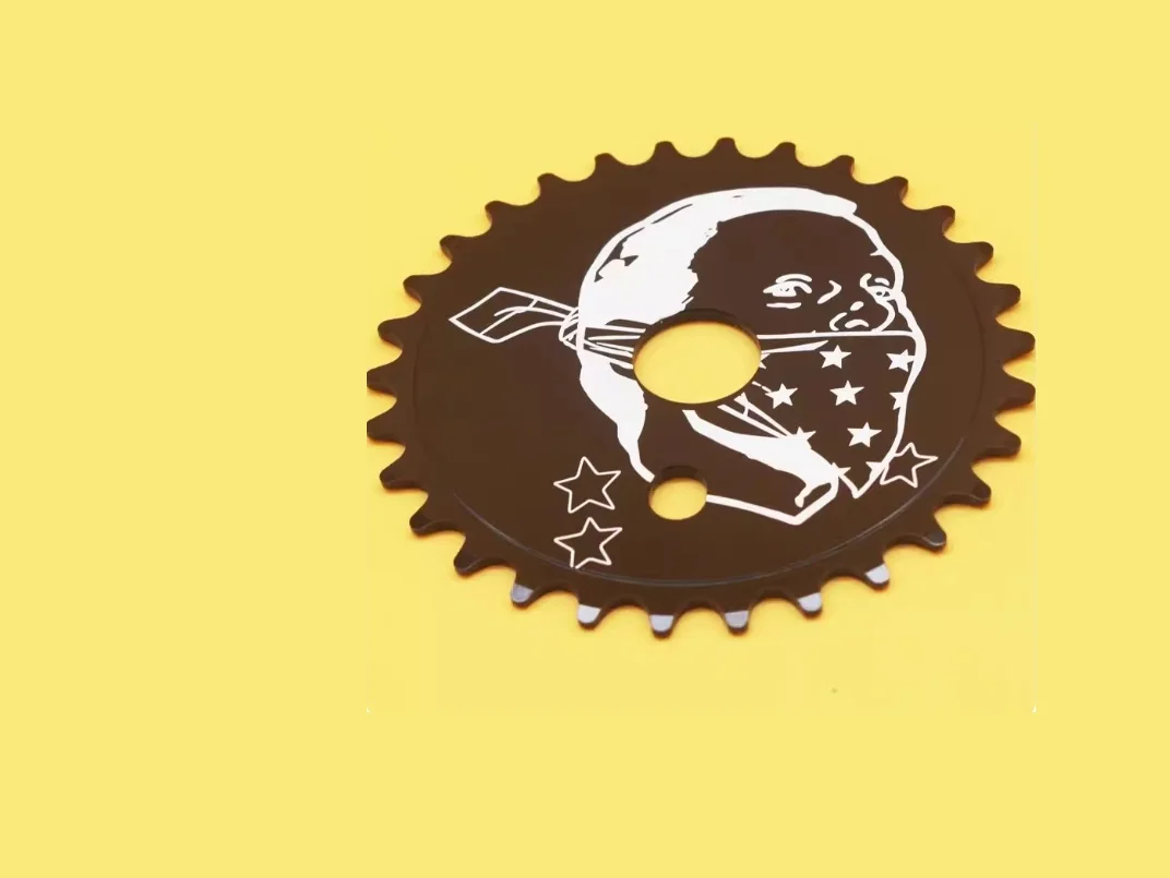 Звездочка BMX 30T Звездочка для велосипеда BMX из сплава с адаптером 19 мм
Звездочка BMX 30T Звездочка для велосипеда BMX из сплава с адаптером 19 мм