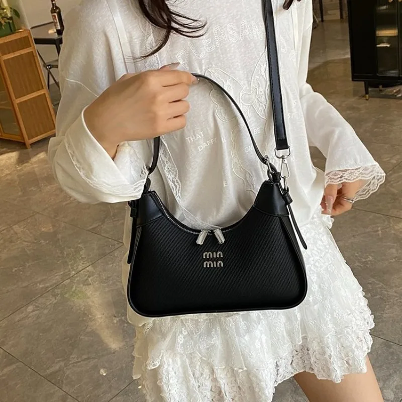 Featherweight Sling Bag For Active Women Minimalist Underarm Shoulder Bag For Running And Fitness Activities
Featherweight Sling Bag For Active Women Minimalist Underarm Shoulder Bag For Running And Fitness Activities