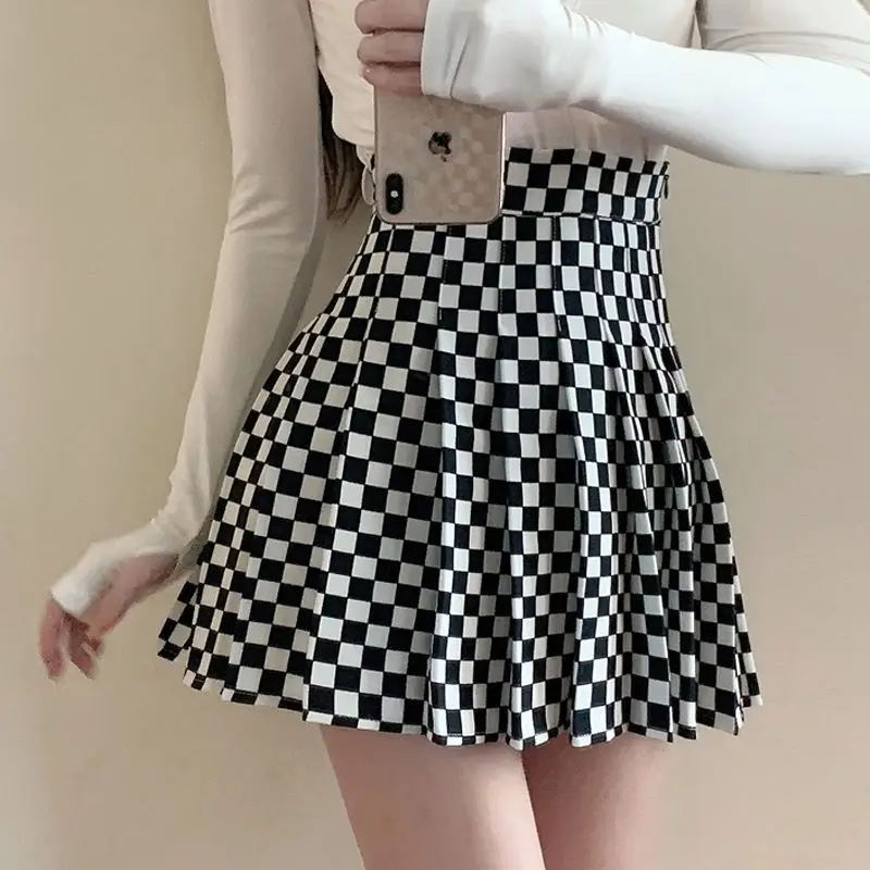 Sweet Plaid Printing Pleated Skirt Women Summer Simplicity Office Lady Skirt Ladies Fashion High Waist Appear Thin A-line Skirt
Sweet Plaid Printing Pleated Skirt Women Summer Simplicity Office Lady Skirt Ladies Fashion High Waist Appear Thin A-line Skirt