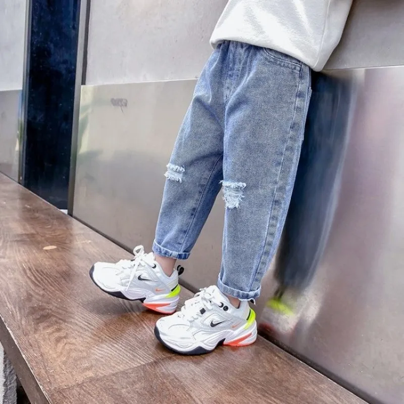 Girls Ripped Jeans Spring and Autumn 2023 New Baby Outwear Pant Jeans Children's Loose Fashion Trousers
Girls Ripped Jeans Spring and Autumn 2023 New Baby Outwear Pant Jeans Children's Loose Fashion Trousers