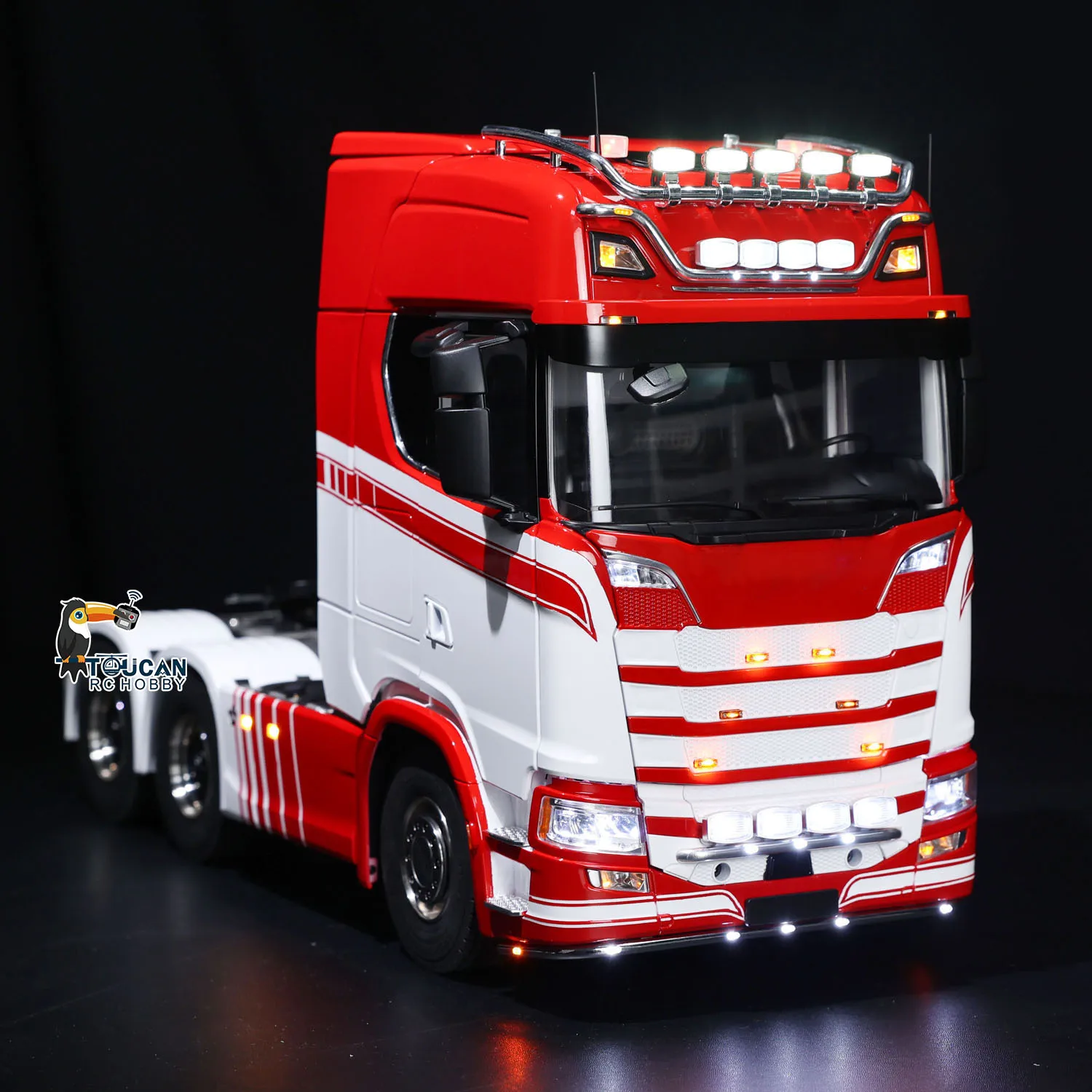1/14 RC Tractor Truck 770S 6x6 Metal Chassis Finished Light Sound System Smoke Door Openable 3-speed RC Toys Truck Moodel Gift
1/14 RC Tractor Truck 770S 6x6 Metal Chassis Finished Light Sound System Smoke Door Openable 3-speed RC Toys Truck Moodel Gift