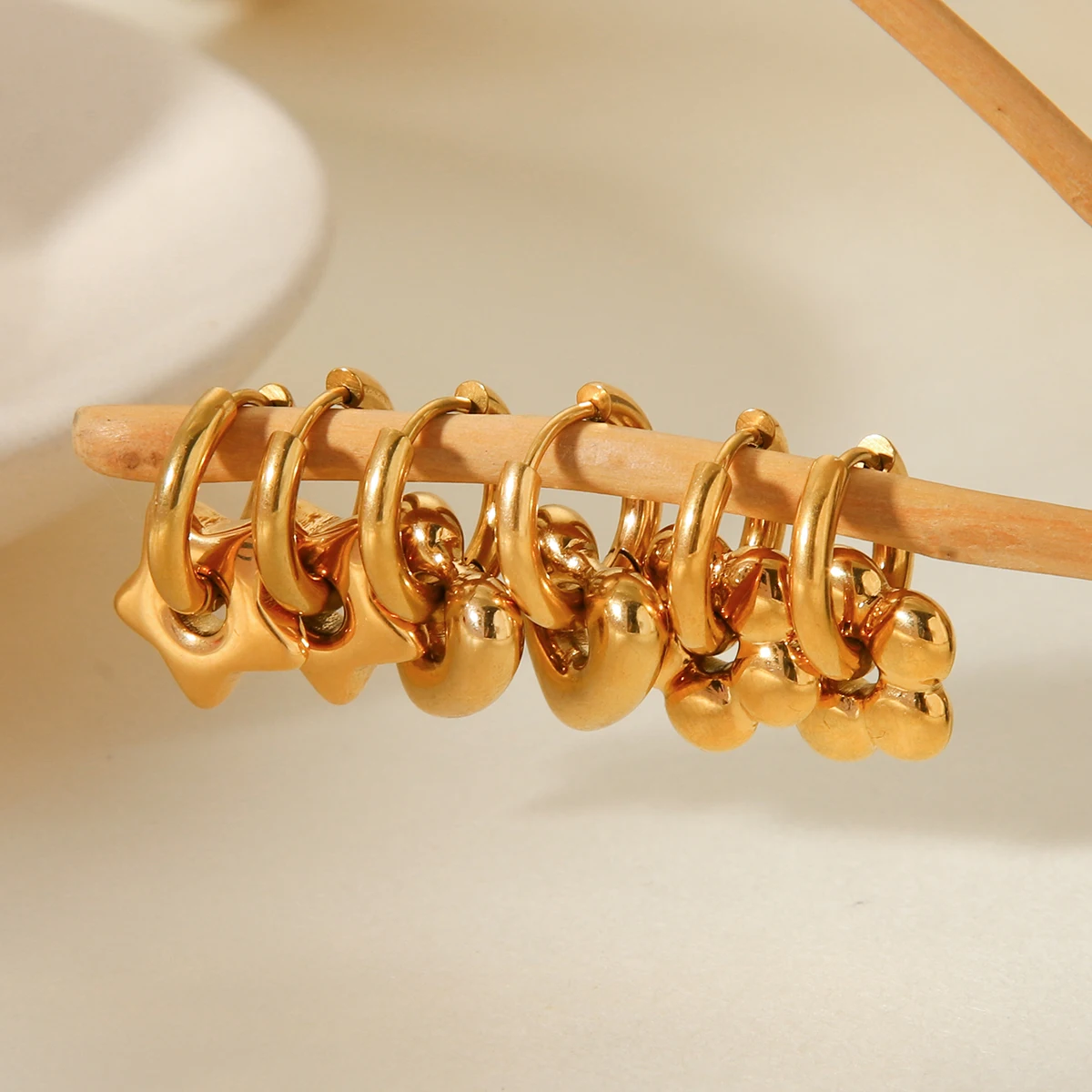 Gold Plated Stainless Steel Drop Earrings Cute Star Flower Dangle Earrings For Women Trendy Fashion Party Jewelry Gift
Gold Plated Stainless Steel Drop Earrings Cute Star Flower Dangle Earrings For Women Trendy Fashion Party Jewelry Gift