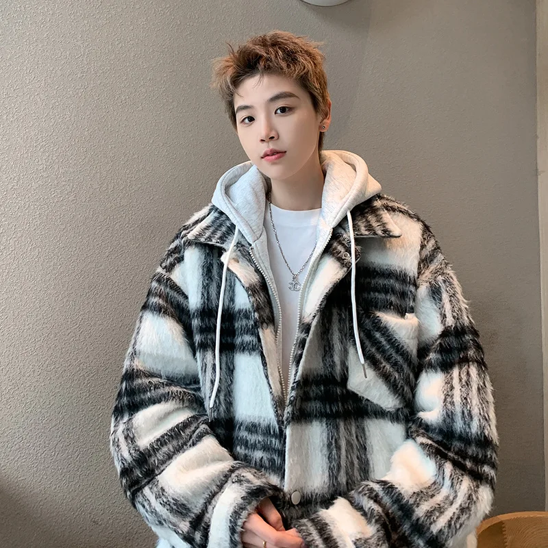 Y2k American Fake Two Plaid Coat Mens New Autumn And Winter Youth Pop National Tide Thick Warm Retro Woolen Hooded Quilted Coats
Y2k American Fake Two Plaid Coat Mens New Autumn And Winter Youth Pop National Tide Thick Warm Retro Woolen Hooded Quilted Coats